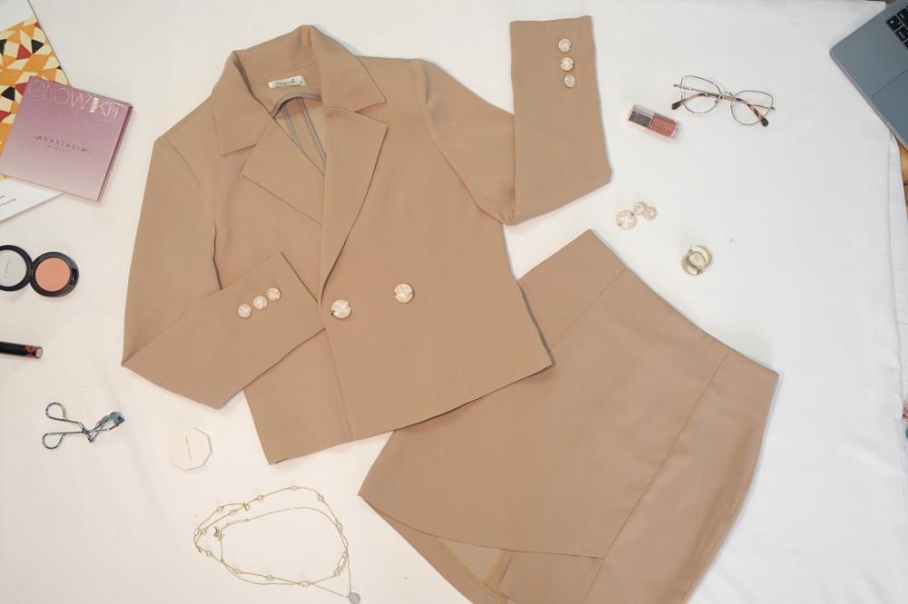 Áo Vest Hàng 2 Khuy, Tay Dài